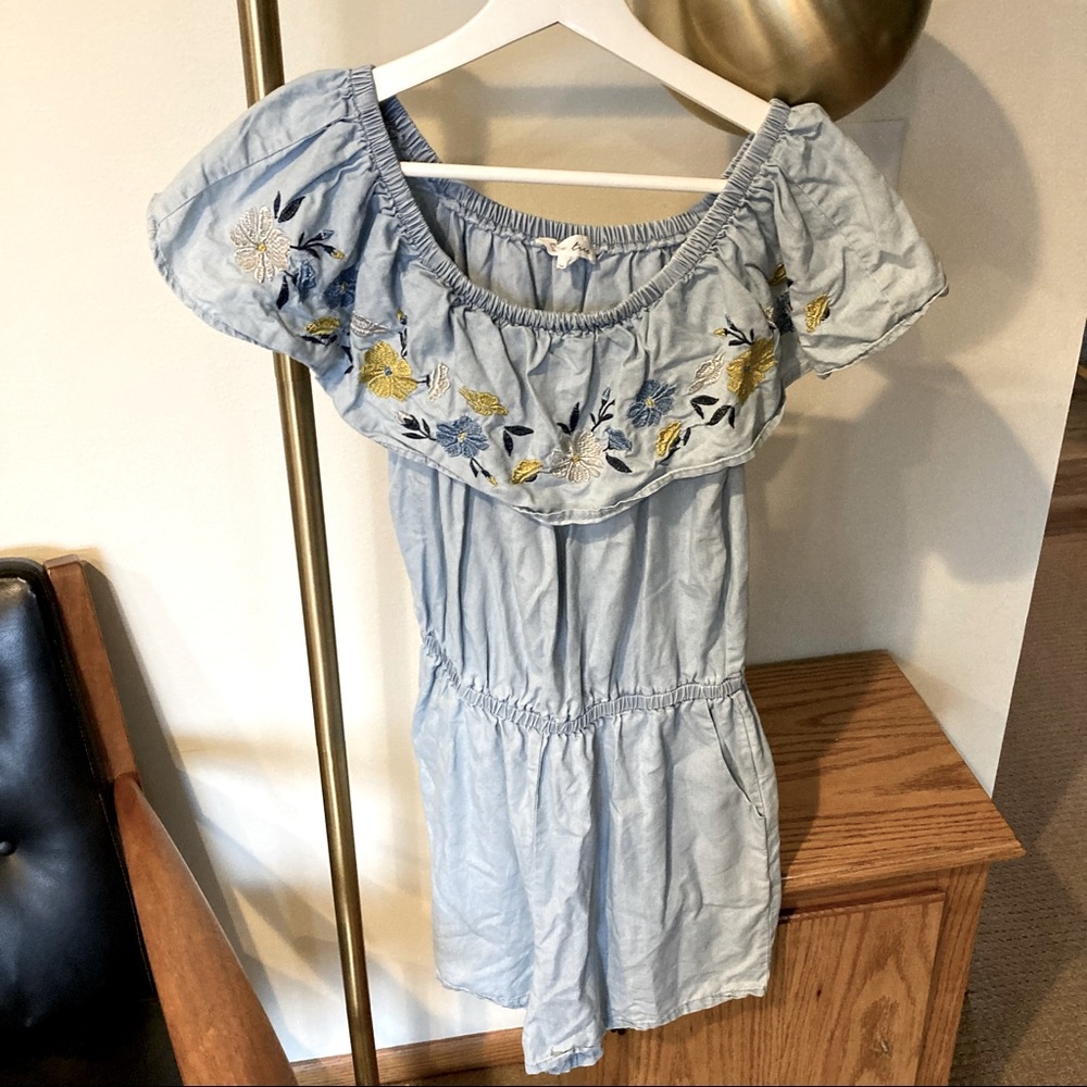 Love Tree romper 💙